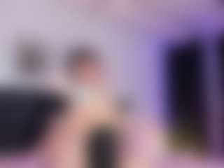 Elaiafranc's Live Sex Cam Show
