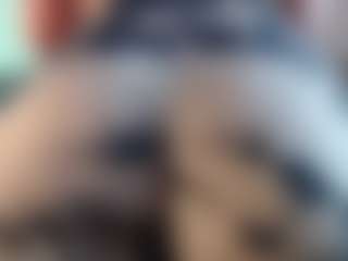 Live cam show with Bianca-Ks - Thin on liverealitysex.com