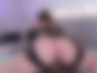 MadelaneCoote's Live Sex Cam Show
