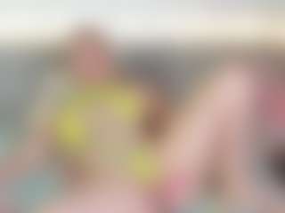 MadelaneCoote's Live Sex Cam Show