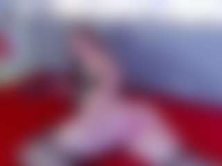 Live cam show with MadelaneCoote - Freak on Mixed Magazine Live