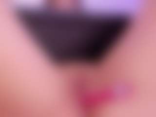MadelaneCoote's Live Sex Cam Show