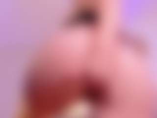 MadelaneCoote's Live Sex Cam Show