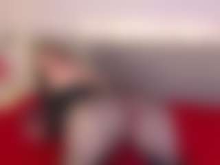 MadelaneCoote's Live Sex Cam Show