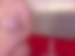 MadelaneCoote's Live Sex Cam Show