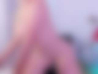 Live cam show with MadelaneCoote - Big Ass on CSO-WL