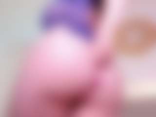 MadelaneCoote's Live Sex Cam Show
