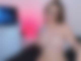 Live cam show with MadelaneCoote - Asshole Curvy on Camsoda