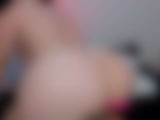 MadelaneCoote's Live Sex Cam Show