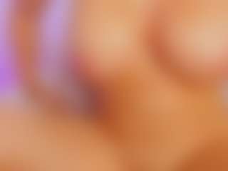 MadelaneCoote's Live Sex Cam Show