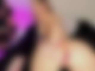MadelaneCoote's Live Sex Cam Show