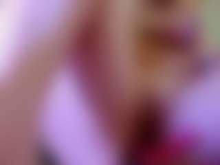 Live cam show with MadelaneCoote - Foot Fetish Athletic on CSO-WL