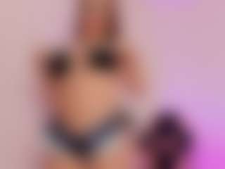 Live cam show with MadelaneCoote - White on CamClone | colombia