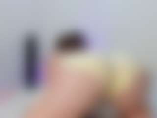 MadelaneCoote's Live Sex Cam Show
