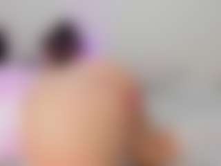MadelaneCoote's Live Sex Cam Show