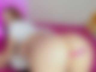 MadelaneCoote's Live Sex Cam Show