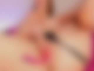 MadelaneCoote's Live Sex Cam Show