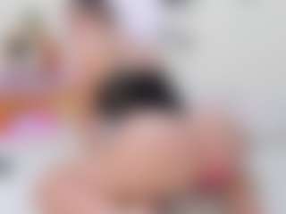 MadelaneCoote's Live Sex Cam Show