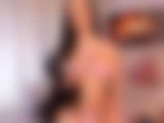 Live cam show with MissKendall - Black Hair on liverealitysex.com