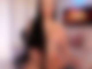 Live cam show with MissKendall - Hazel Eyes on xplaylive.com