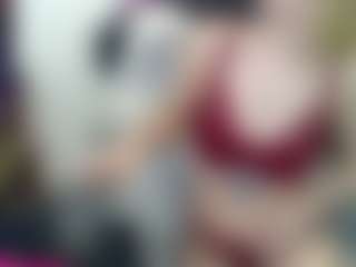 evieestonee's Live Sex Cam Show