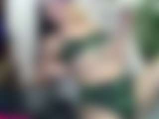 evieestonee's Live Sex Cam Show