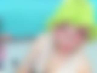 Live cam show with SAFIRO-AGATA - Shaved on Camsoda