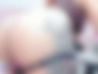 Live cam show with SAFIRO-AGATA - College Brown Hair on Mixed Magazine Live
