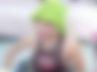 Live cam show with SAFIRO-AGATA - Oral on Gym Cam Girls