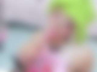 Live cam show with SAFIRO-AGATA - Shaved Pussy on TeamSkeetLive