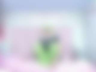 Live cam show with SAFIRO-AGATA - Shaved on madthumbs