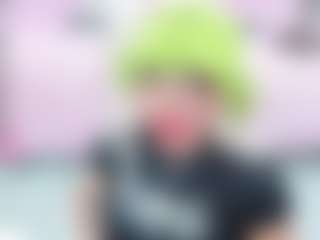 Live cam show with SAFIRO-AGATA - Black College on Camsoda