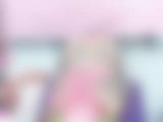 Live cam show with SAFIRO-AGATA - Ebony Teen (18+) on TeamSkeetLive
