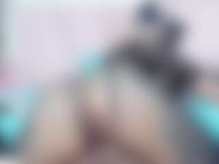 Live cam show with SAFIRO-AGATA - Black Shaved Pussy on Cam Slut
