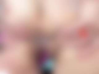 Live cam show with SAFIRO-AGATA - Amateur Brown Hair on Camsoda