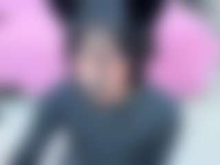 Live cam show with SAFIRO-AGATA - Tease Ebony on SmokeAndPoke | colombia