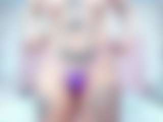 Live cam show with SAFIRO-AGATA - Ebony Teen (18+) on Camming Site
