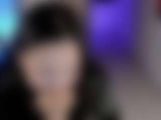 Live cam show with Vivi - Dildo Or Vibrator on Gym Cam Girls