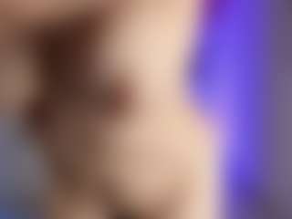 Vivi's Live Sex Cam Show