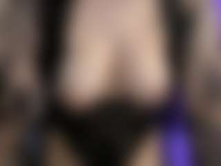 Vivi's Live Sex Cam Show