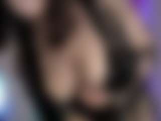 Live cam show with Vivi - Brown Hair on SpankPalCams