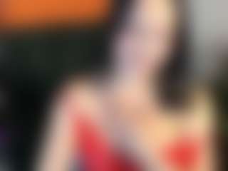 Live cam show with Vivi - Big Ass on CamwithHer