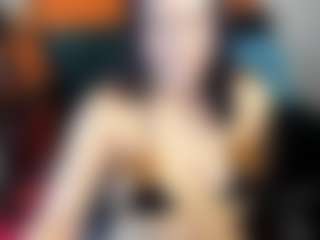 Live cam show with Vivi - Sexwebcam Brown Hair on Camming Site