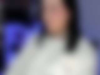 Live cam show with Vivi - Lovense Brown Hair on studioflirtlive.com