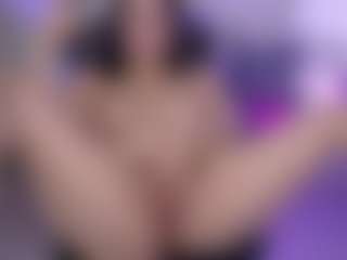 Vivi's Live Sex Cam Show