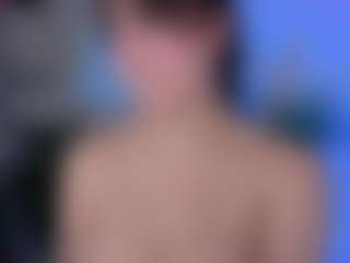 Live cam show with Vivi - Hairy Pussy Brown Hair on Strip Flash - Live Sex Shows