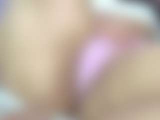 Live cam show with Eliie-Ruizz - Camel Toe on camgirlchat.live