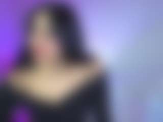 Live cam show with Eliie-Ruizz - Strip on Milf Play