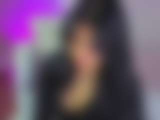 Live cam show with Eliie-Ruizz - Oil on SmokeAndPoke