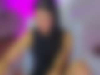 Live cam show with Eliie-Ruizz - Camel Toe on fapnchat